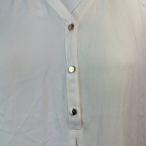 JM Collection Ivory Roll-tab Blouse Top Plus Size 1X - Picture 6 of 7